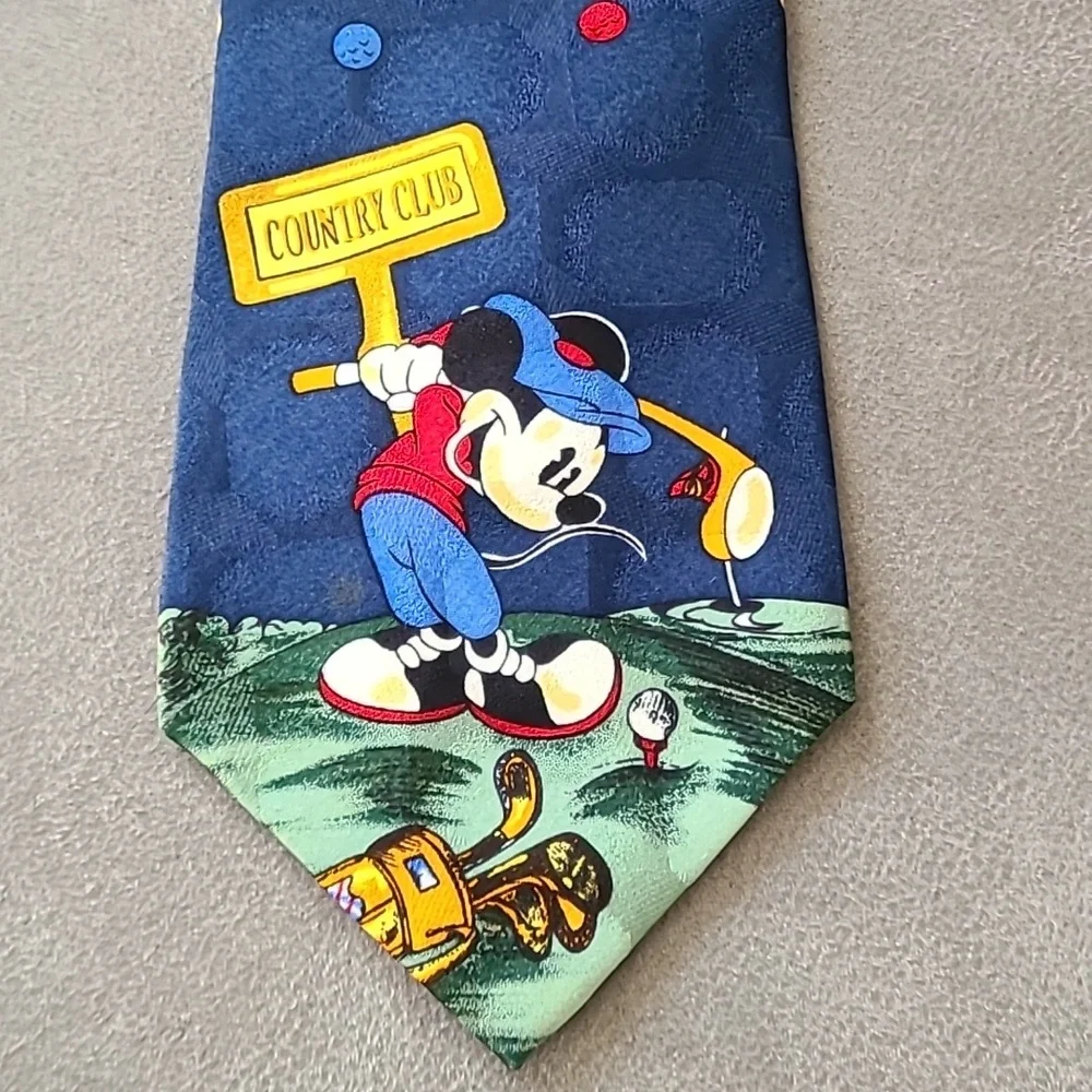Disney mickey swinging
